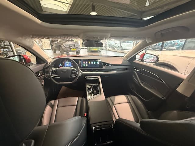 Bestune B70 2.0 TURBO 218 CV, Photo 7 of 10
