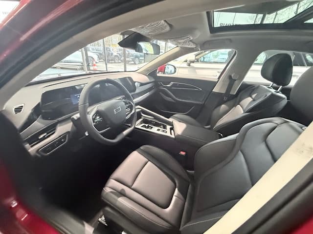 Bestune B70 2.0 TURBO 218 CV, Photo 5 of 10