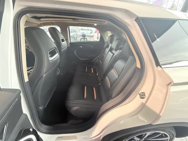 Bestune T77 1.5 TURBO 160 CV DCT, Foto 10 de 15