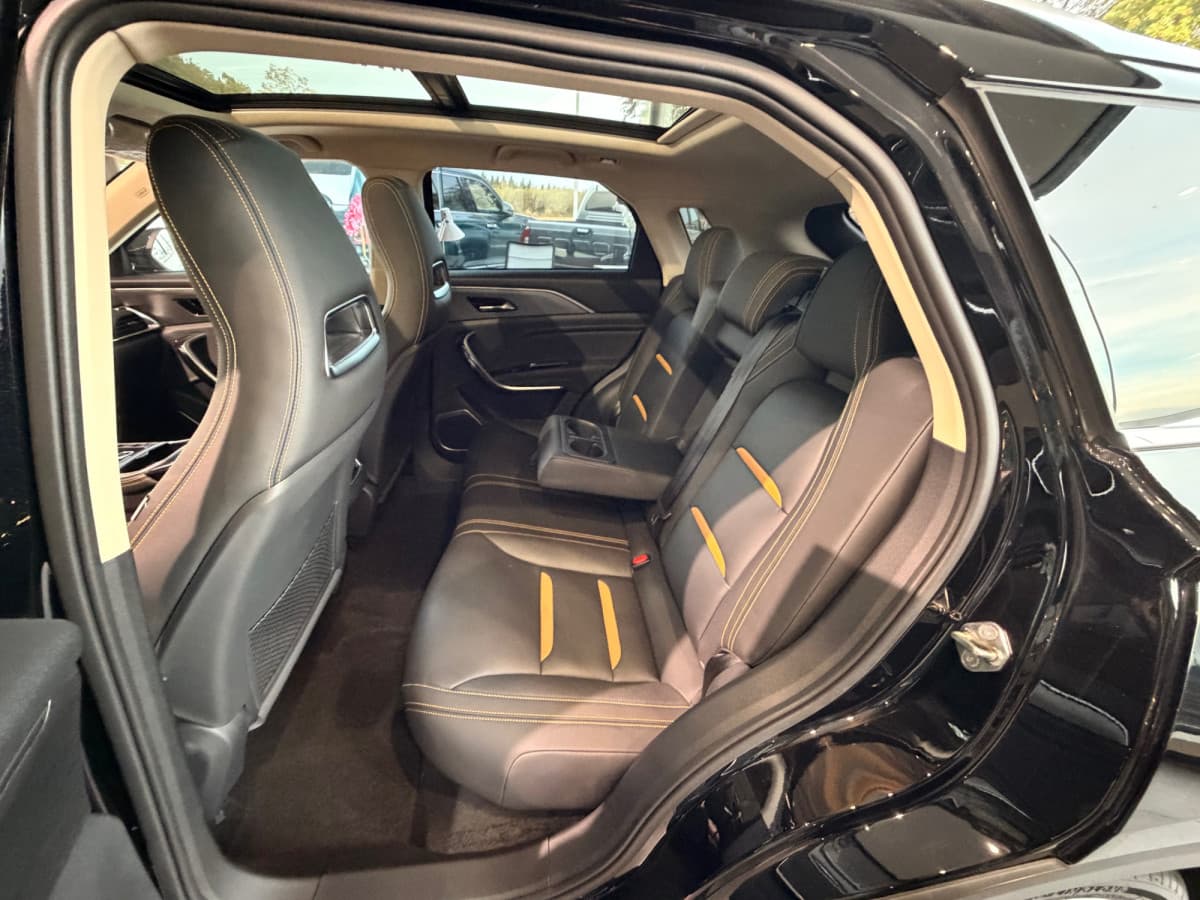 Bestune T77 1.5 TURBO 160 CV DCT, Foto 14 de 15