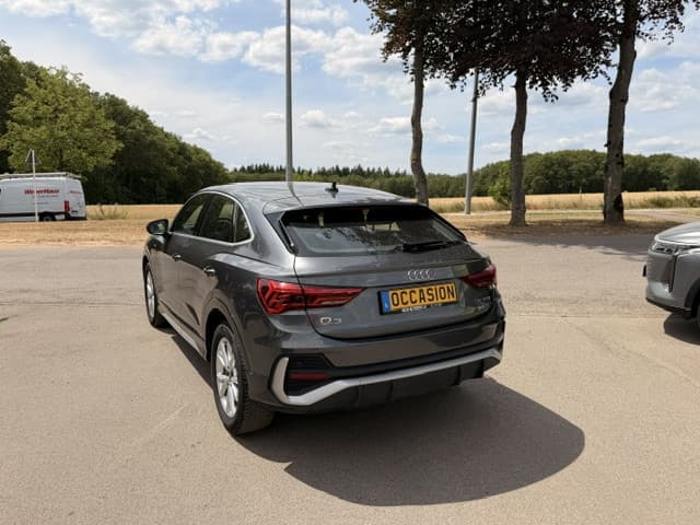Audi Q3 35 TFSI SPORTBACK S-LINE, Photo 2 sur 7