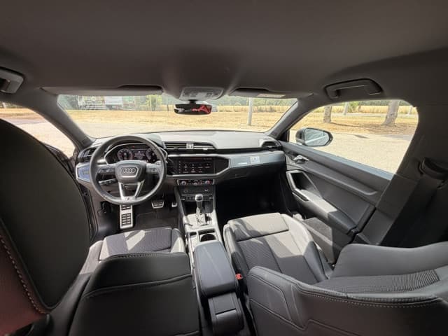 Audi Q3 35 TFSI SPORTBACK S-LINE, Photo 3 sur 7