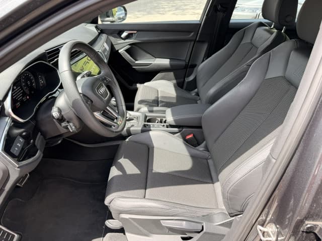 Audi Q3 35 TFSI SPORTBACK S-LINE, Photo 6 sur 7