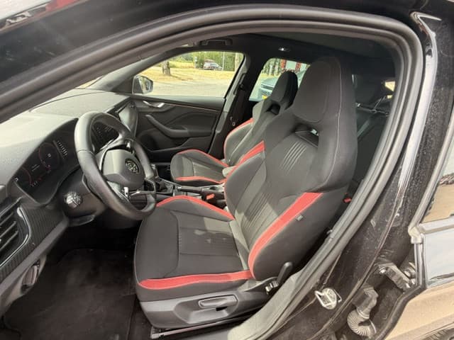 Škoda Kamiq 1.5 TSI MONTE CARLO, Foto 2 von 7