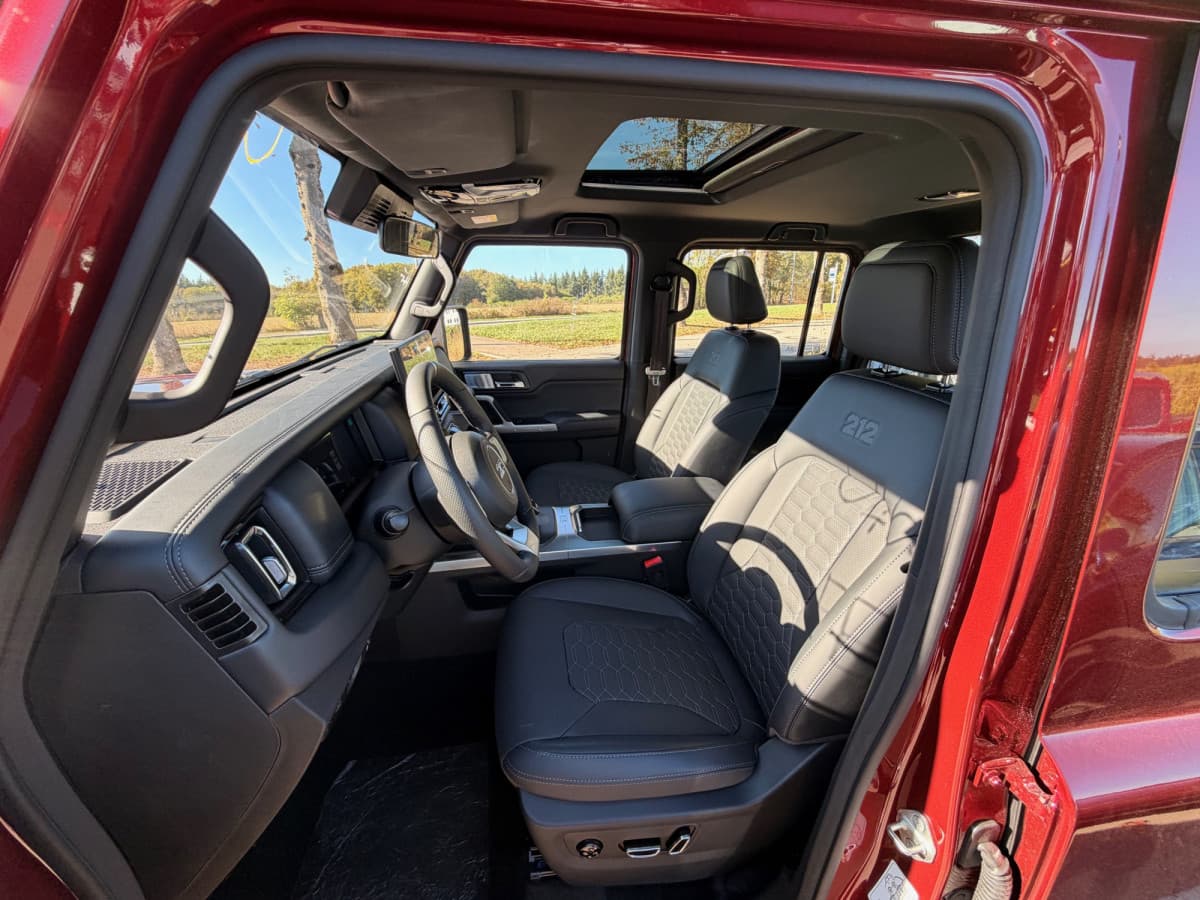 BAW 212 2.3 dci 4wd, Foto 4 von 6